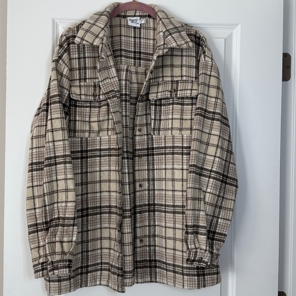 Princess Poly Shacket - Picture 5 of 10